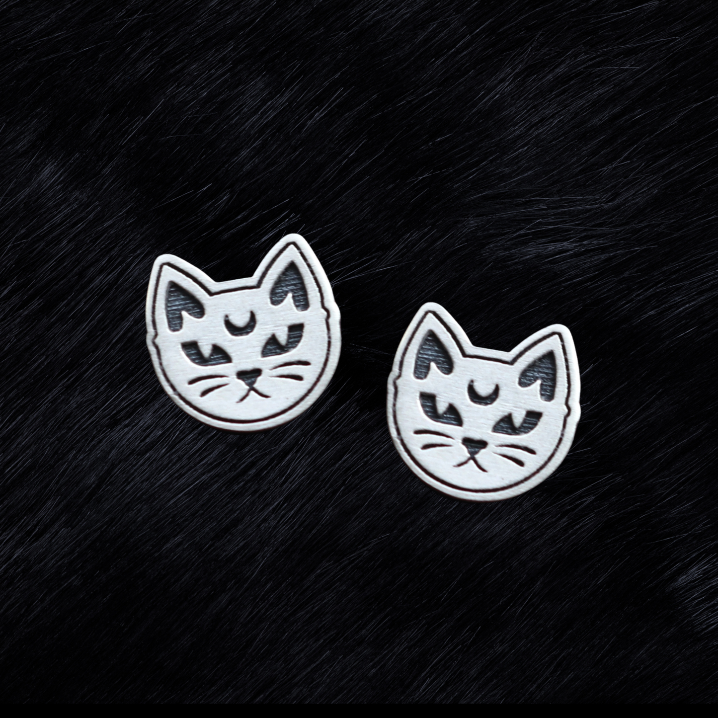 Cat Head Studs