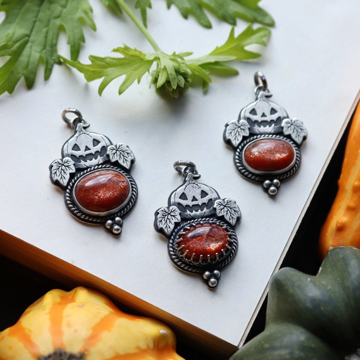 Jack-O-Lanturn Necklace