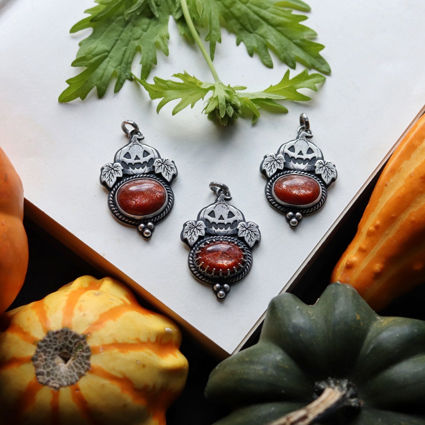 Jack-O-Lanturn Necklace