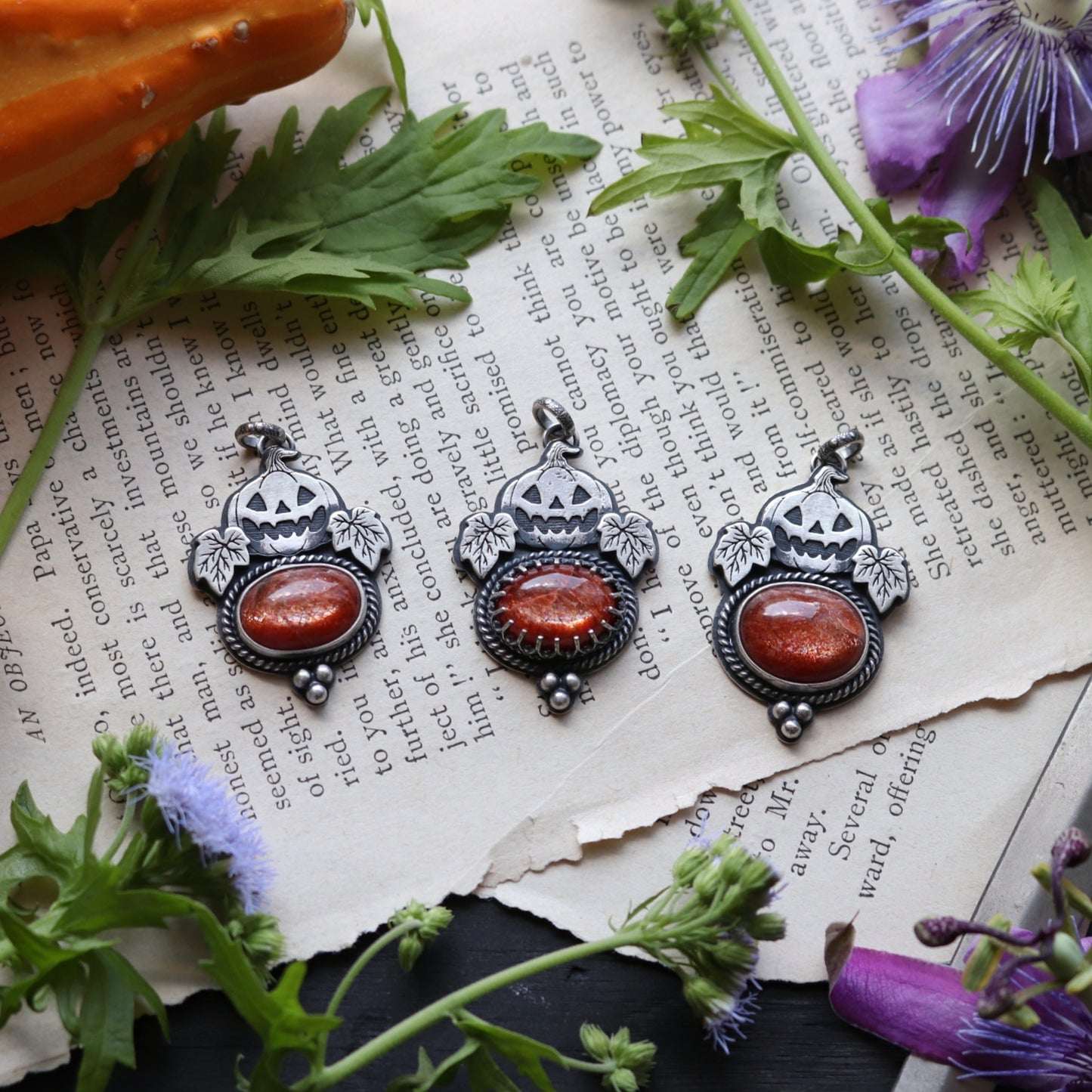 Jack-O-Lanturn Necklace