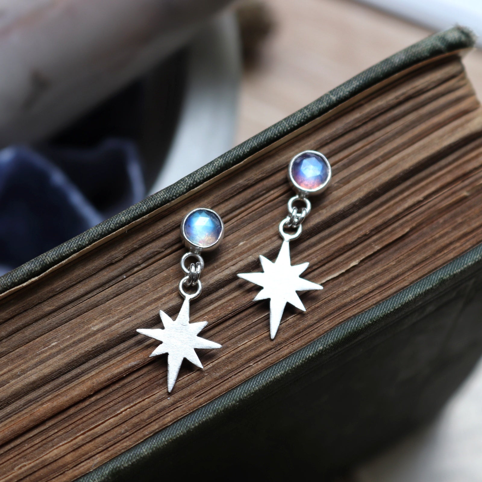 Moonstone Sparkle Earrings (8390210093218)