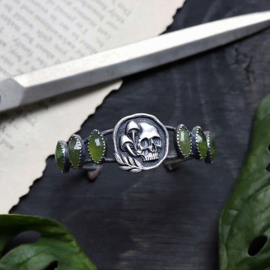 Memento Mori Cuff- Green Garnet (8528206233762)