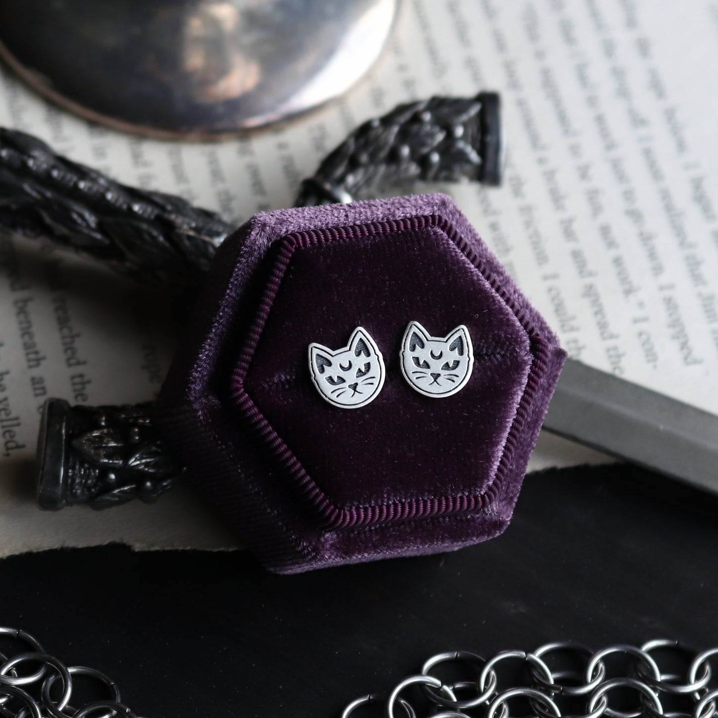 Cat Head Studs