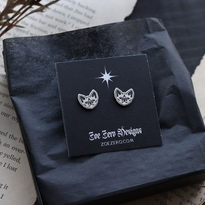 Bat Head Studs