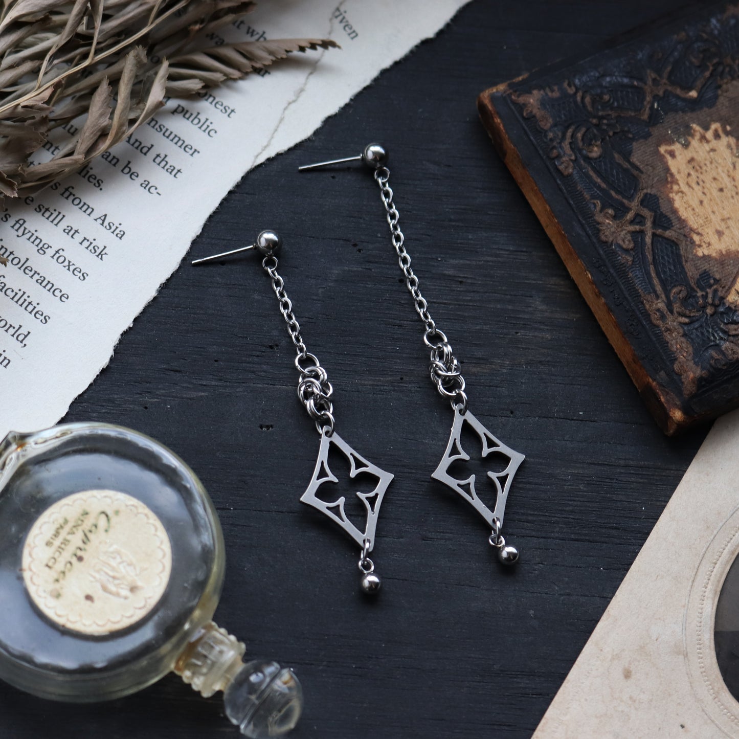 Noctra Earrings