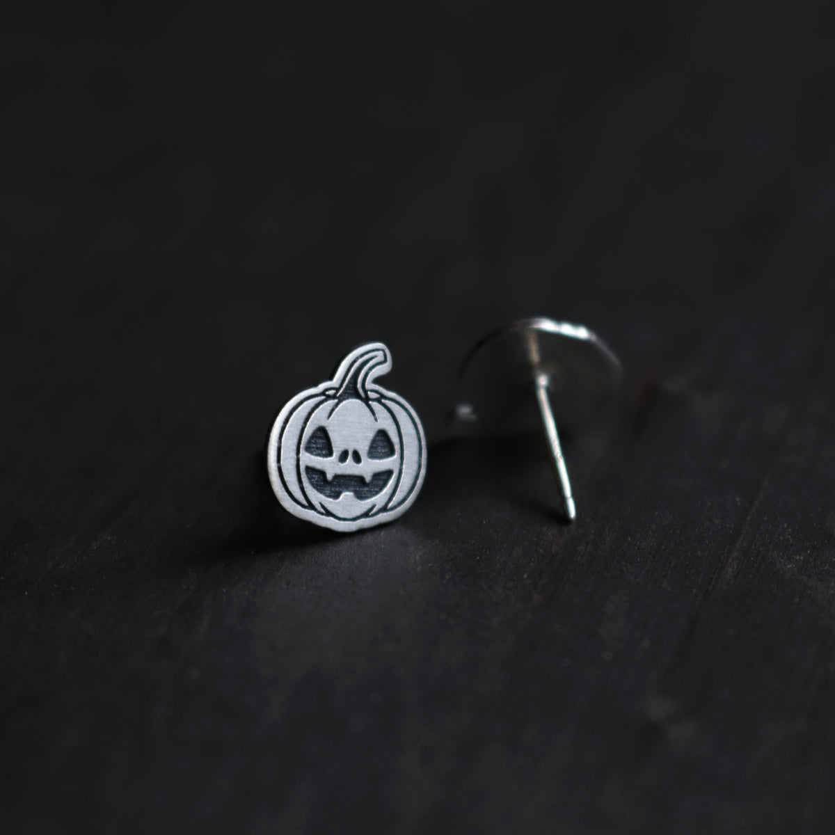Pumpkin Studs
