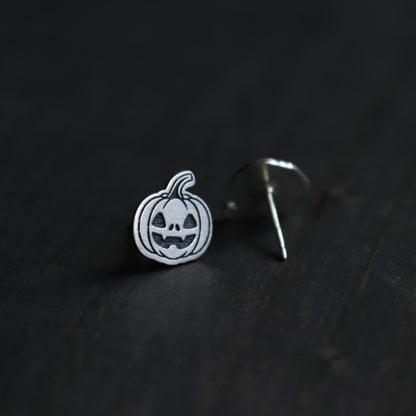 Pumpkin Studs