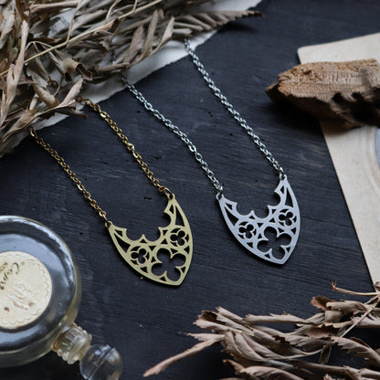 Archa Necklace